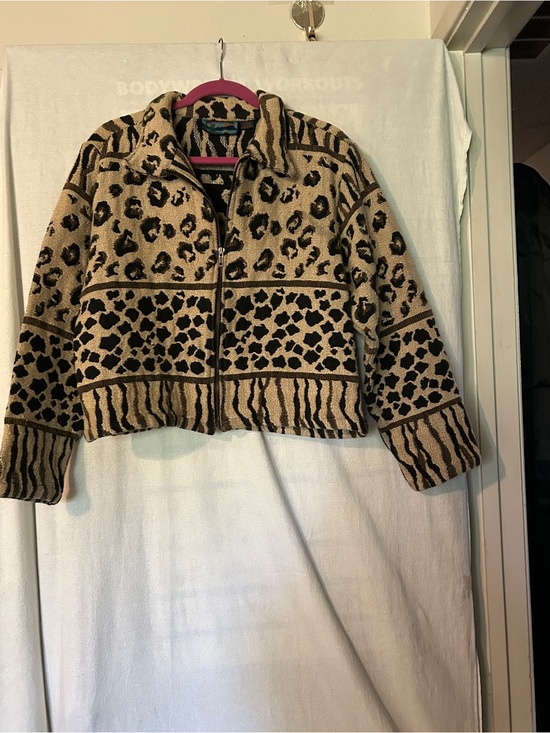 Shaver Lake Jackets & Blazers - Leopard Print Cropped Jacket - Beige & Black